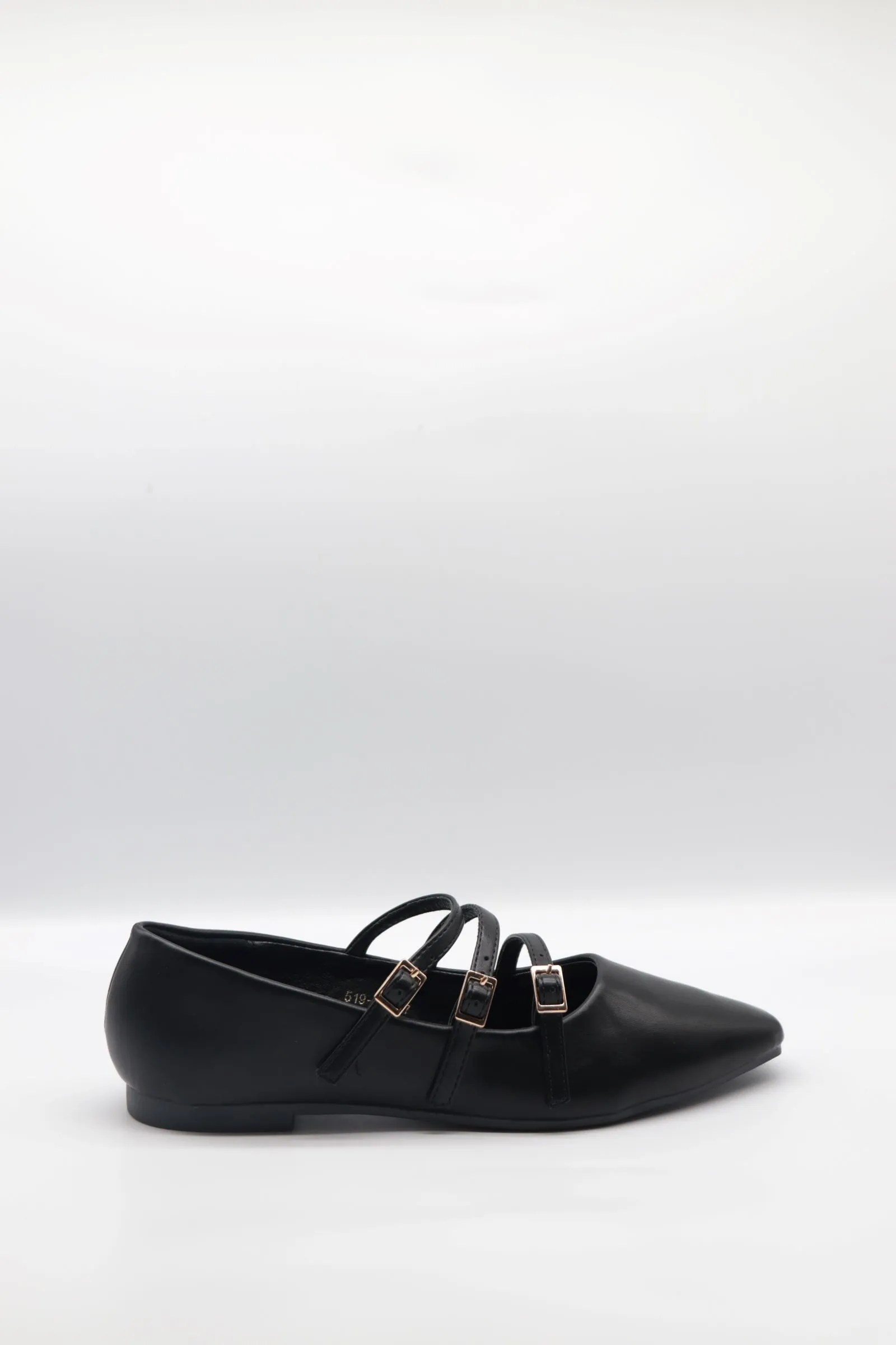 FLAT SHOE