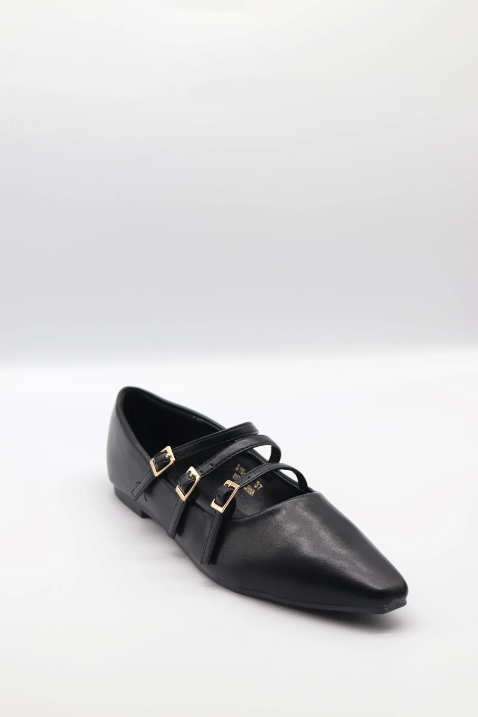 FLAT SHOE