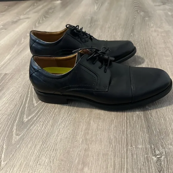 Florsheim Men’s Sz 10.5 Center Cap Toe Oxford‎ Black Leather Dress Casual Shoes