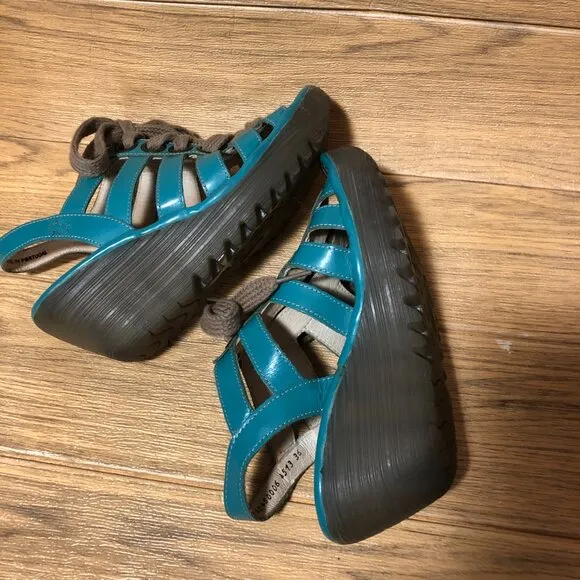 FLY London Multi-strap  Yito Demani Wedge, size 36