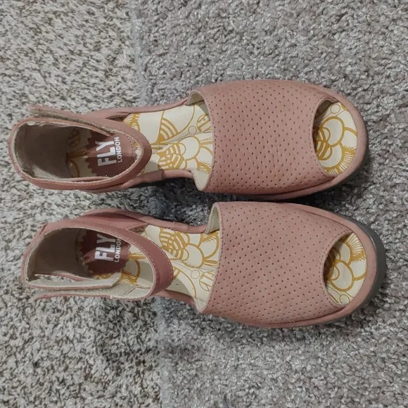 Fly London Women's Rose Pink Wedge Sandals Perforated Leather, Size 36