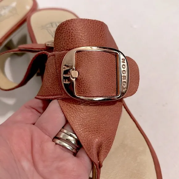 Fly London Women’s Sandals 39=8-8.5 gently used color raspberry