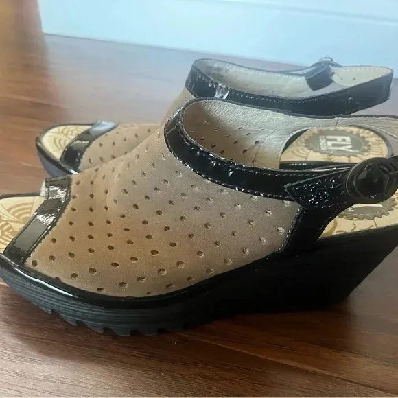 Fly London Yile sandals-Euro size 38, US size 7.  Brown and Black