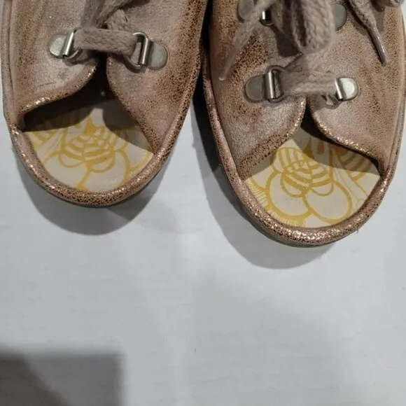 Fly London Ylfa Lace Up Leather Wedge Sandals Size 10
