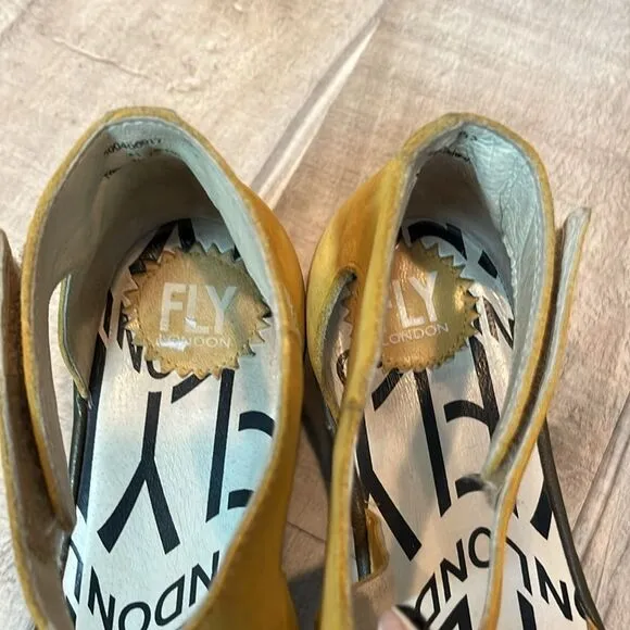 Fly London Mary Jane yellow platform shoes size 41 / US 10/10.5