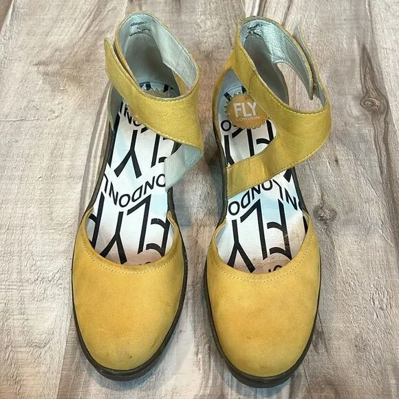 Fly London Mary Jane yellow platform shoes size 41 / US 10/10.5