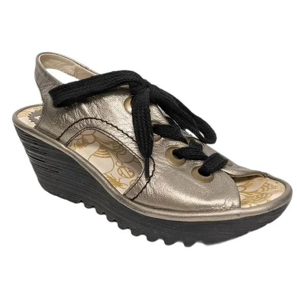 FLY LONDON Ylva Metallic Leather Wedge Sandals 38