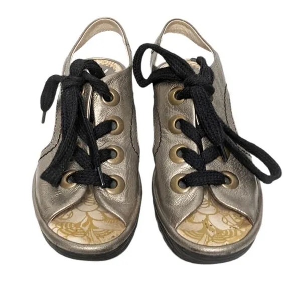 FLY LONDON Ylva Metallic Leather Wedge Sandals 38