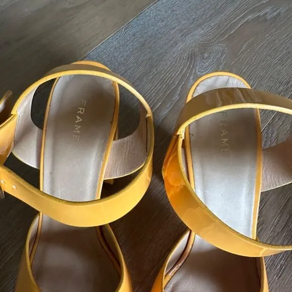 FRAME Le Carr Platform Sandal Nectarine Patent