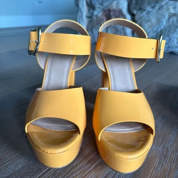 FRAME Le Carr Platform Sandal Nectarine Patent