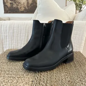Franco Sarto Gabi Chelsea Boots Sz 7.5 NEW