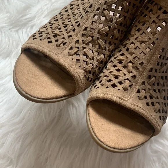Franco Sarto Harlet Suede Leather Woven Cut Out Block Heel Sandals Sz 8.5