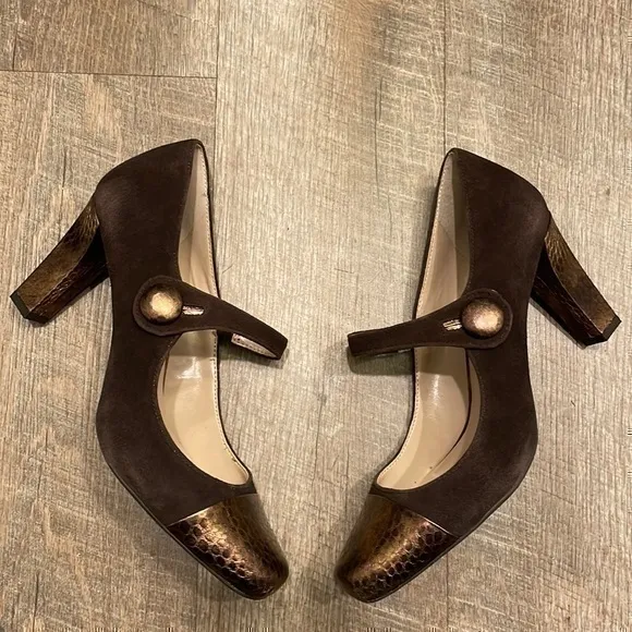 Franco Sarto Ulrich Chocolate brown suede and bronze maryjane heels size 9