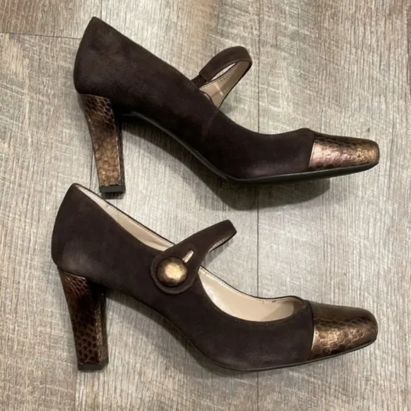 Franco Sarto Ulrich Chocolate brown suede and bronze maryjane heels size 9