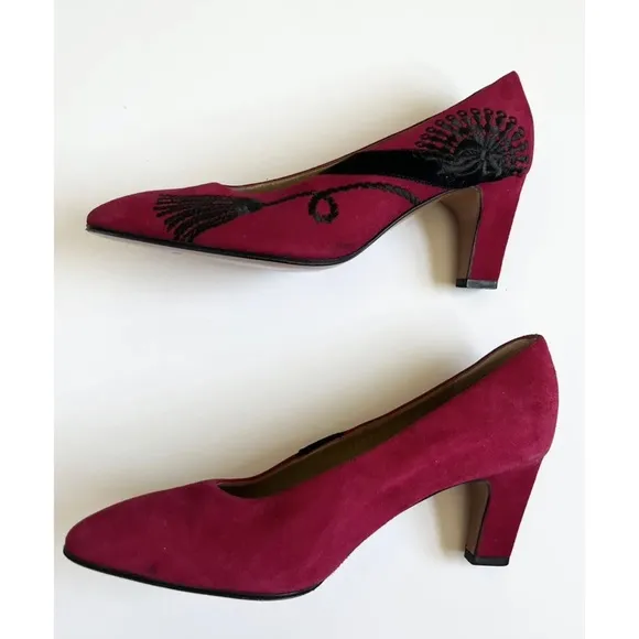 Francois Pinet Paris Sergio Rossi 36 Vintage Pumps Red Suede Black Embroidered