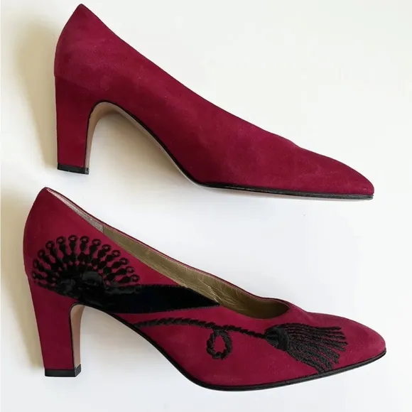 Francois Pinet Paris Sergio Rossi 36 Vintage Pumps Red Suede Black Embroidered