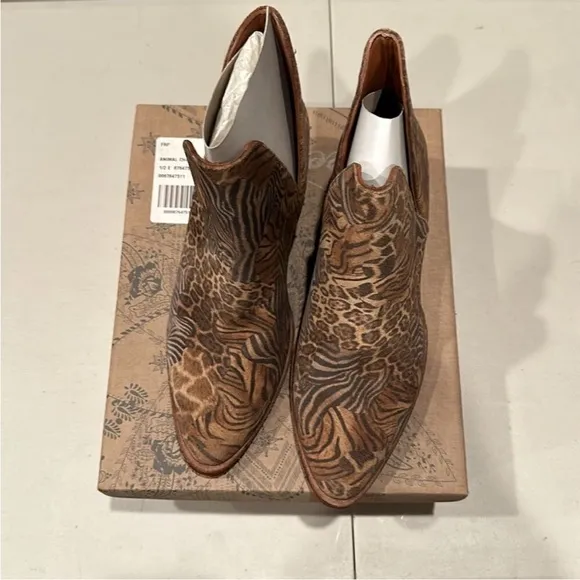Free People Animal Charm Double V Booties Size 8.5
