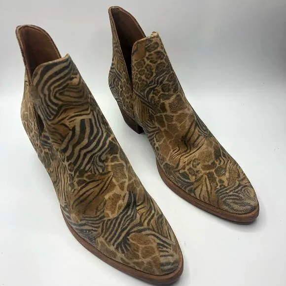 Free People Animal Charm Leather Ankle Block Heel Boots Size EU 39.5 / US 9.5