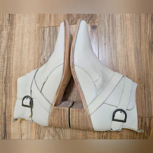 Free People Back Loop Ankle Boot, size US 10