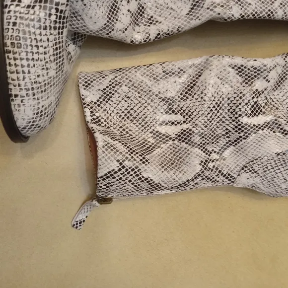 FREE PEOPLE Elle Block Heel Snake-Print Slouch Boots Size 39EU/9US