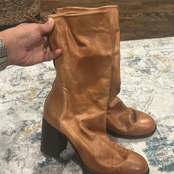 Free People Elle Womens Block Heel Boots in cognac size 40