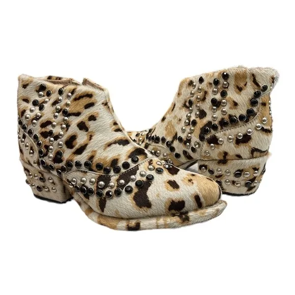 FREE PEOPLE leather Booties Chasing Cowgirl Chore Western animal Print