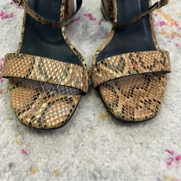 Free People Liv Block Heel Sandals in Taupe Snake sz 9