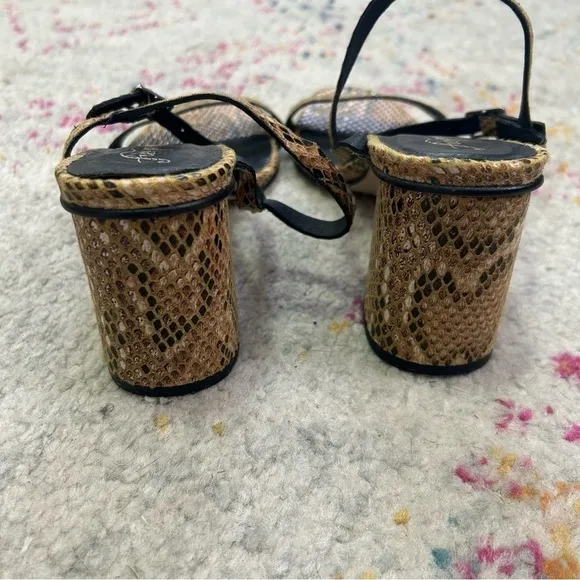 Free People Liv Block Heel Sandals in Taupe Snake sz 9