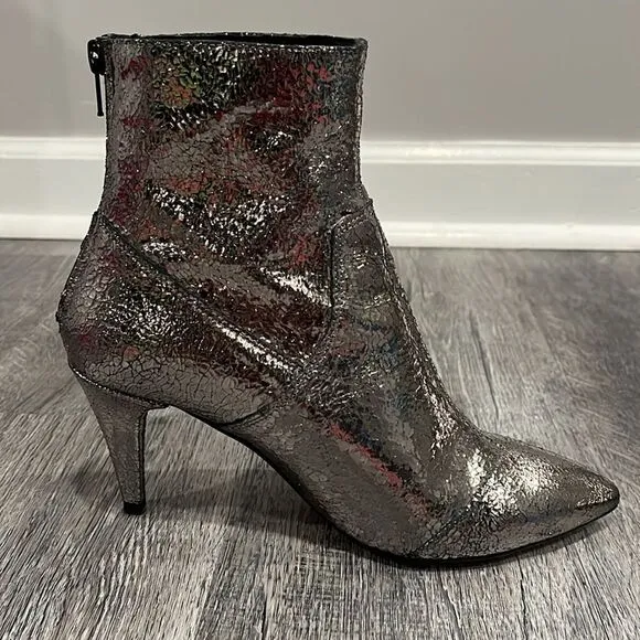 Free People NWOB Leather Lexi Heel metallic bootie - 37 (7-7.5)
