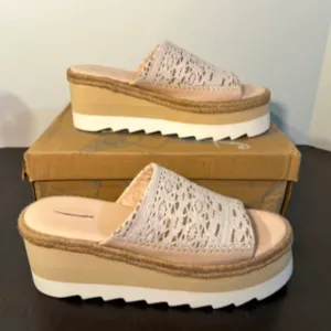 Free People Santorini Espadrille Crochet Platform Sandal Shoes Plaster Size 9.5