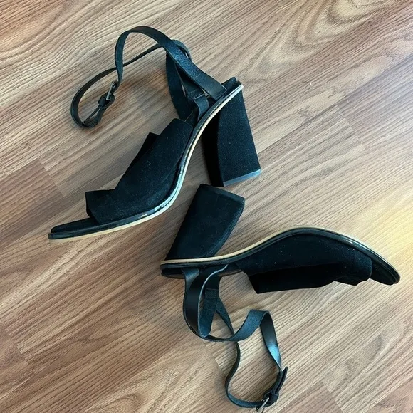 Free People See Ya There Heel Suede Sandals Size 40 Black Fall Block
