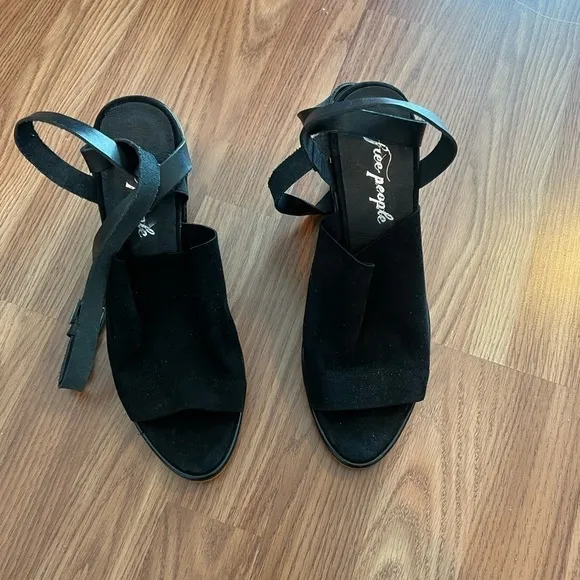 Free People See Ya There Heel Suede Sandals Size 40 Black Fall Block