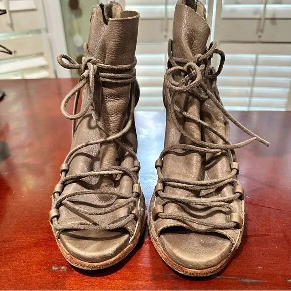 Free People X Baske Leather California Ariel Peep Toe Bootie Sandals Size 8.5