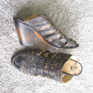 Freebird Vulture sandals 8