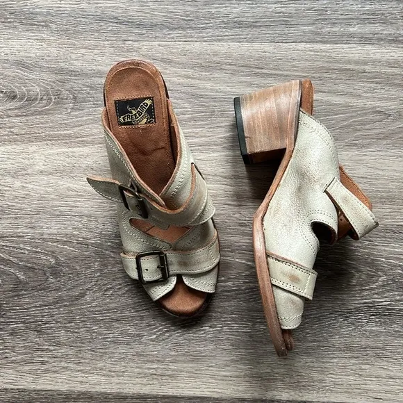 FREEBIRD Women’s Leather Strap Block Heel Sandals Distressed Sandal 8