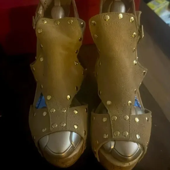 Frenzy Wedge Studded Straps and Gold Sexy wedge heel  Size 8