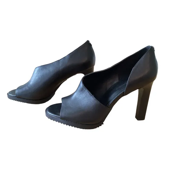 From the Set of George &amp; Tammy Karl Lagerfeld “Brettie” Pumps 10