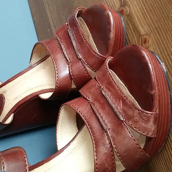 Frye Alexa wedge sandals