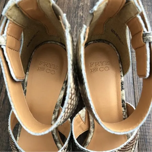 Frye &amp; Co Strappy Leather Block Heel Sandal Neutral Snakeskin Taupe Size 8.5