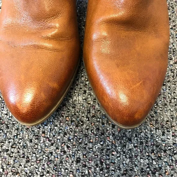 FRYE/ Boots By Frye/  Size: 10/ ANKLE BLOCK HEEL/ in pet friendly home