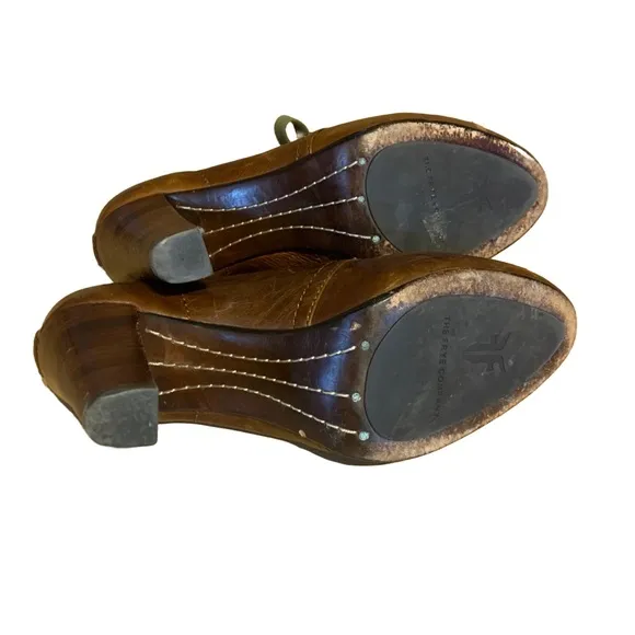 FRYE BROWN DISTRESSES LEATHER HIGH HEEL &quot;MIRANDA&quot; LACE UP SHOES (8M)