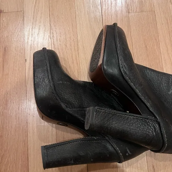 FRYE Dark Grey Heeled Ankle Boots with Block Heel
