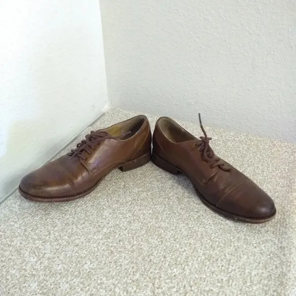 Frye Erin Brown Leather Oxford Shoes