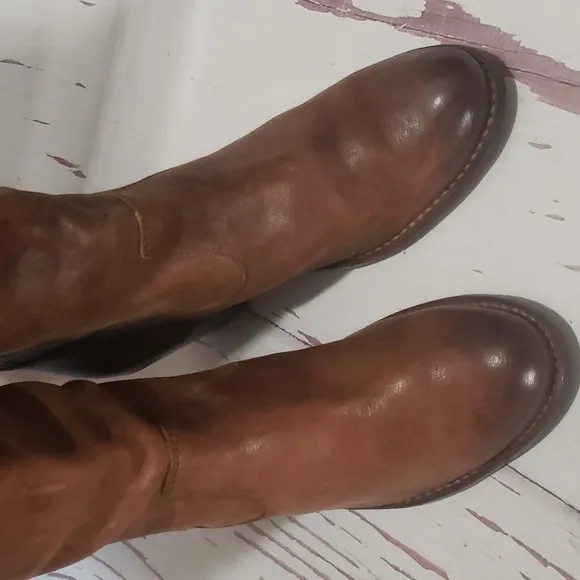 Frye Jackie 6.5 brown heel distraes color woman boots