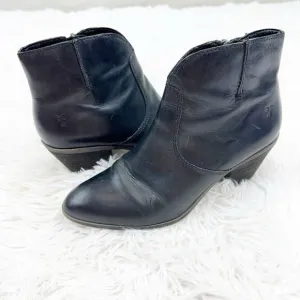 Frye Jennifer Almond Toe Zipper Leather Ankle Boots