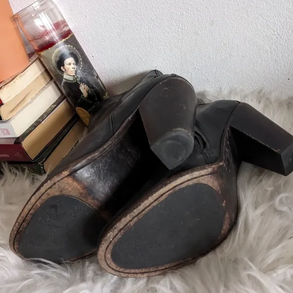 Frye Jenny Chelsea Leather Ankle Boots