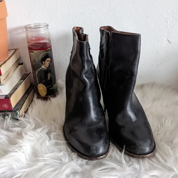 Frye Jenny Chelsea Leather Ankle Boots