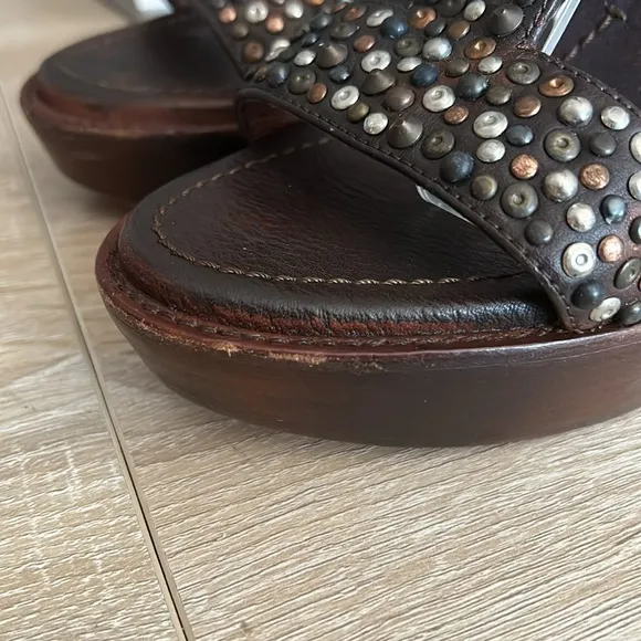 Frye Joy Brown Leather Studded Slingback Sandal Platform Heels - Size 10