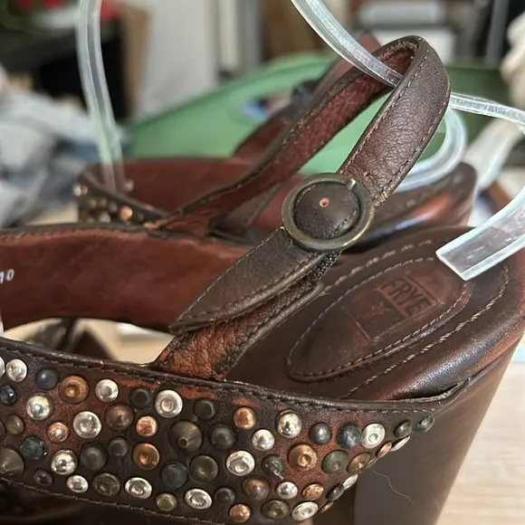 Frye Joy Brown Leather Studded Slingback Sandal Platform Heels - Size 10