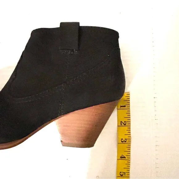 Frye Reina Black Nubuck Suede Block Heel Zip Ankle Bootie Western Size 6.5 M